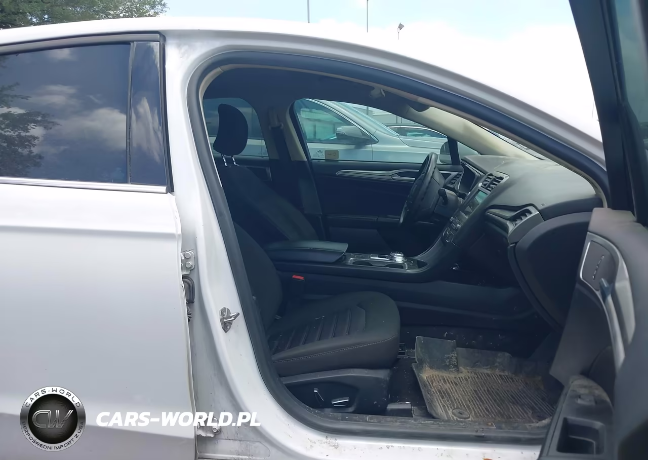2019 Ford Fusion Se VIN:3FA6P0H77KR276708 - 5