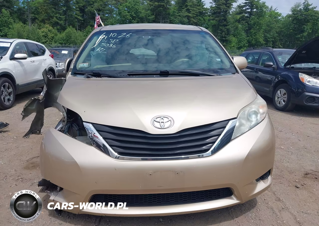 2011 Toyota Sienna Le V6 VIN:5TDKK3DC0BS025036 - 13
