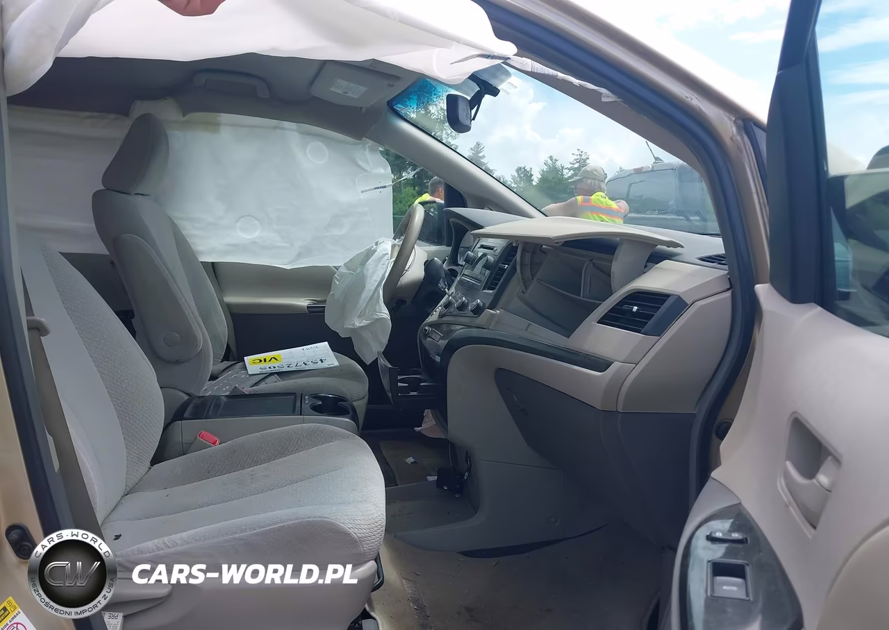 2011 Toyota Sienna Le V6 VIN:5TDKK3DC0BS025036 - 5