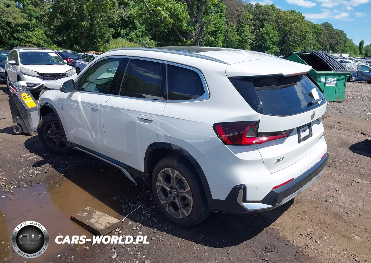 2025 BMW X1 xDrive28I VIN:WBX73EF00S5118102 - 3