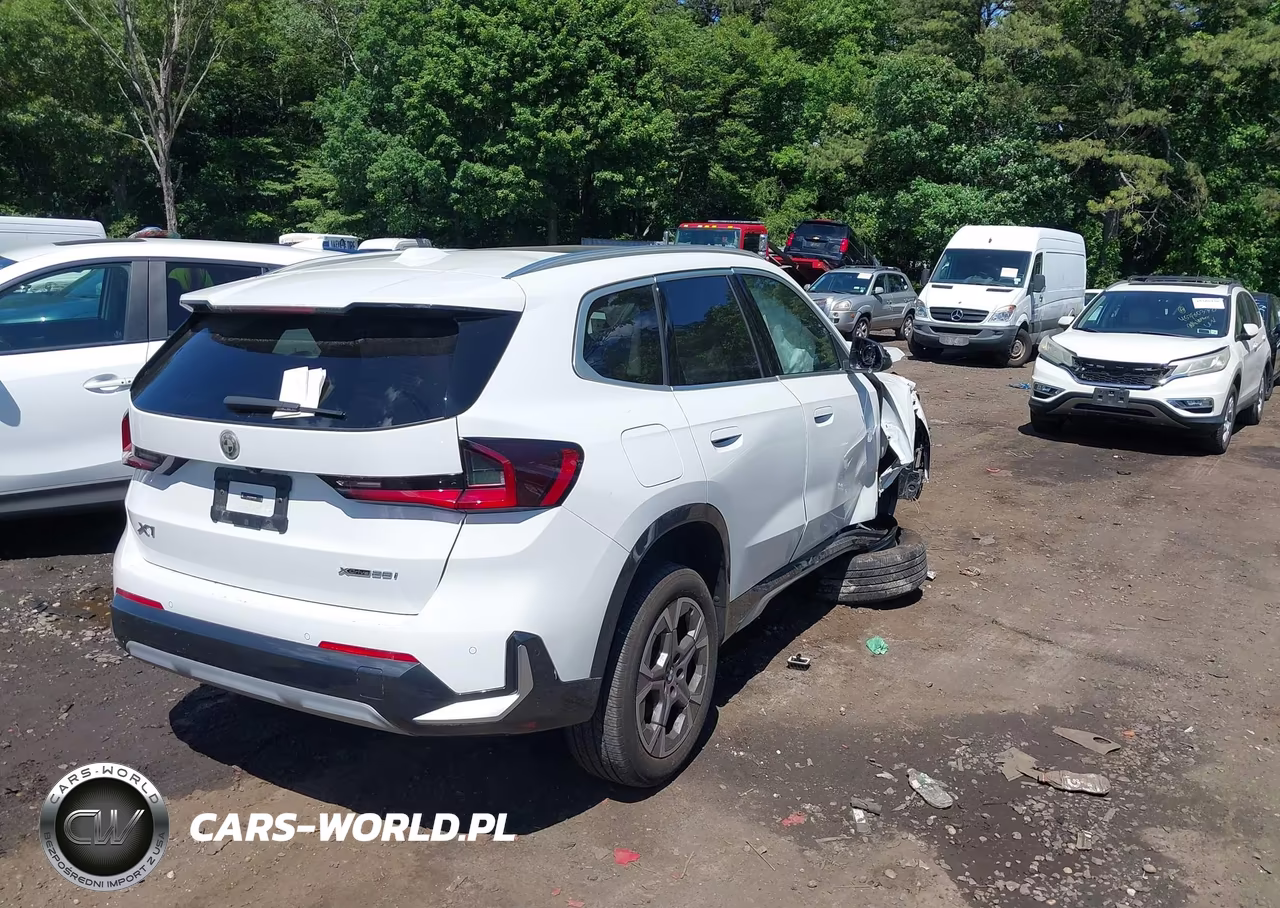 2025 BMW X1 xDrive28I VIN:WBX73EF00S5118102 - 4
