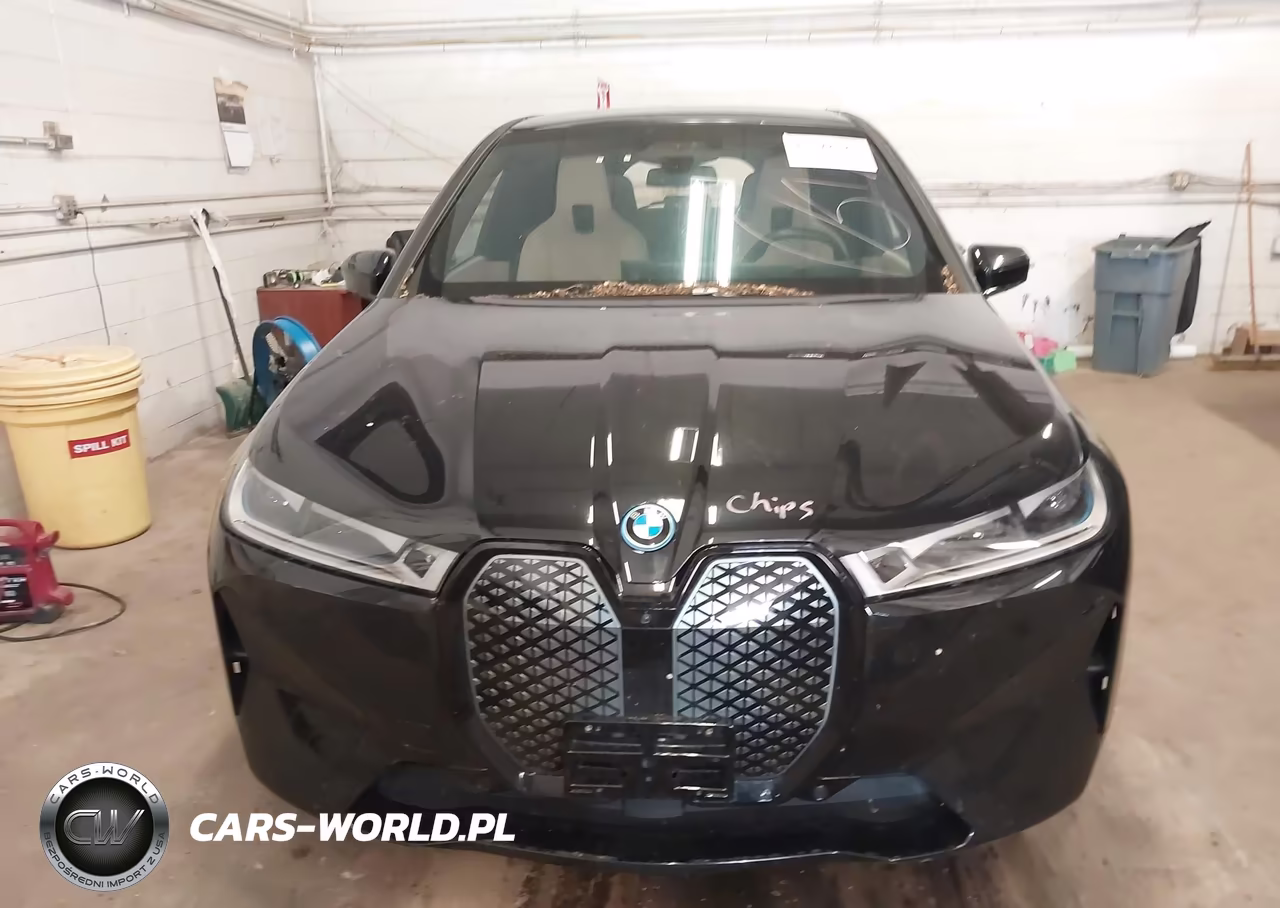 2022 BMW Ix xDrive50 VIN:WB523CF06NCK56184 - 12