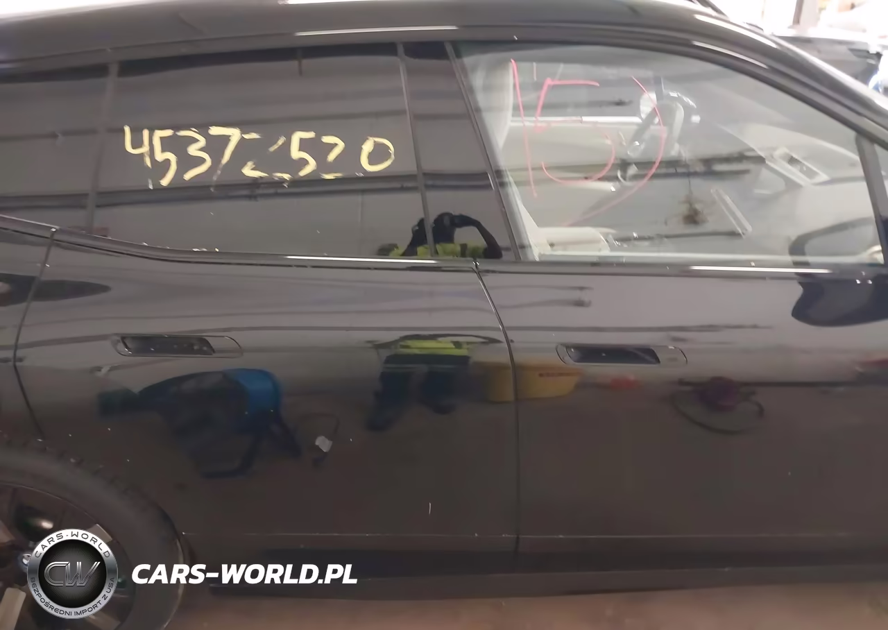 2022 BMW Ix xDrive50 VIN:WB523CF06NCK56184 - 13