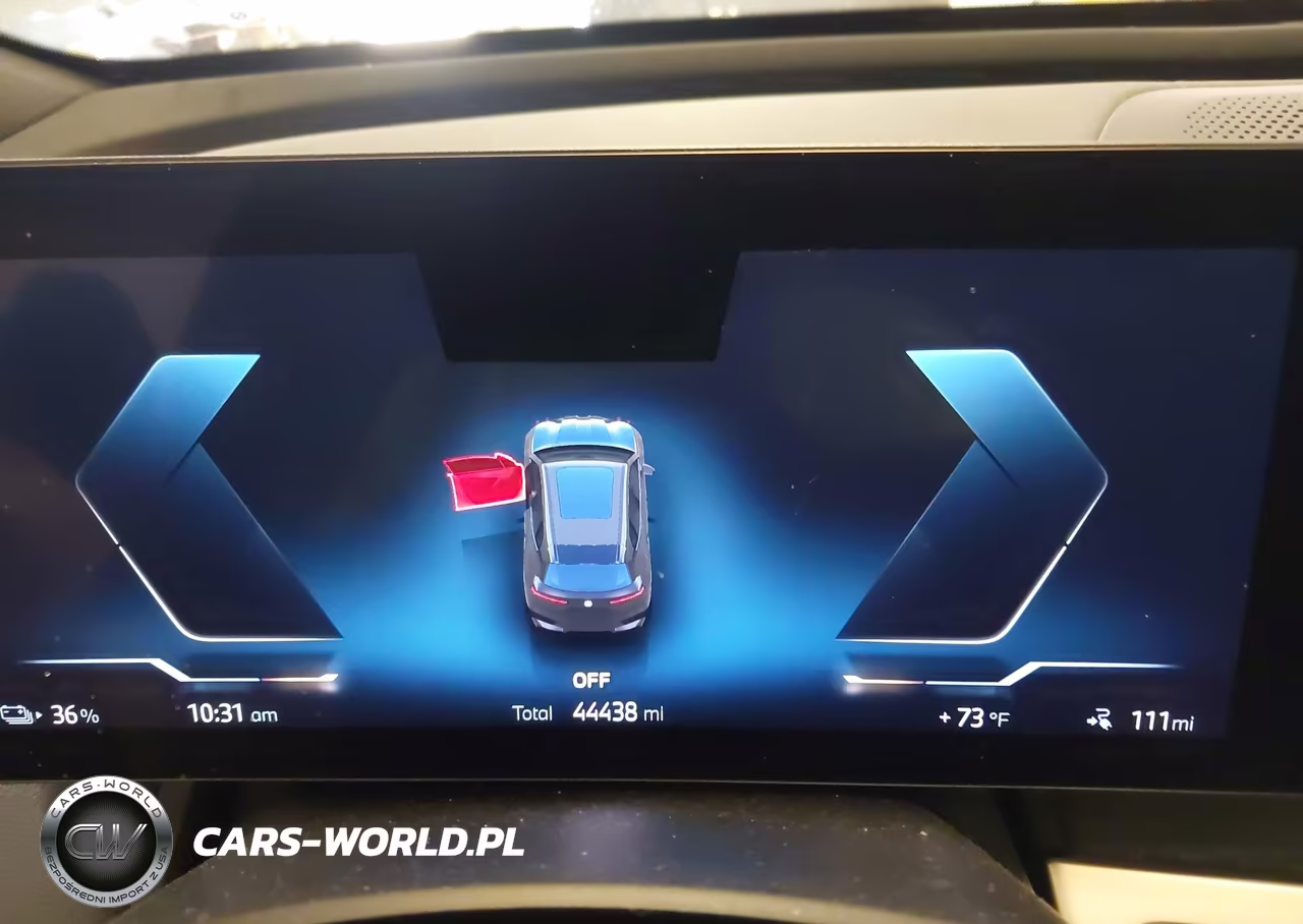 2022 BMW Ix xDrive50 VIN:WB523CF06NCK56184 - 17