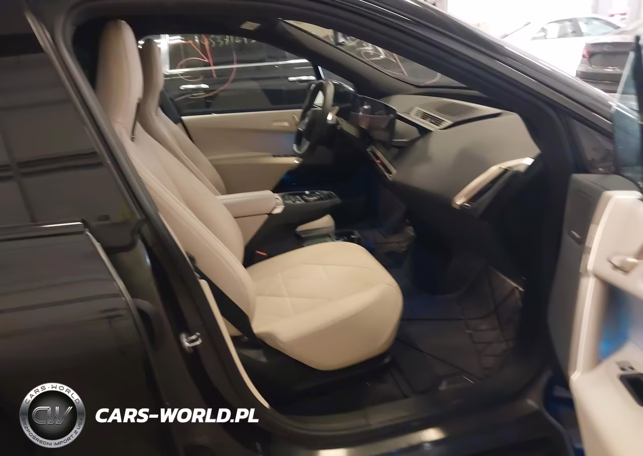 2022 BMW Ix xDrive50 VIN:WB523CF06NCK56184 - 5