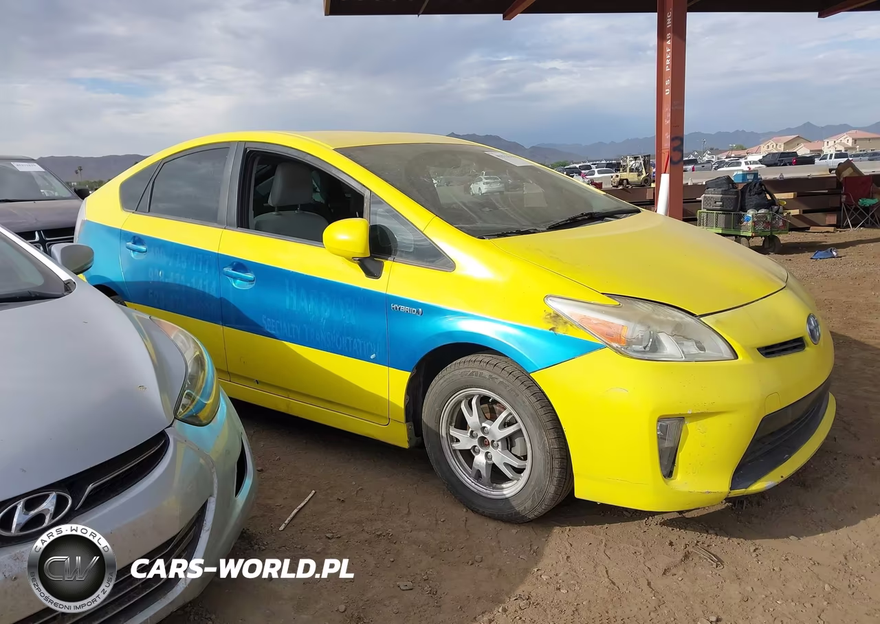 2013 Toyota Prius Two VIN:JTDKN3DU9D0339662 - 13