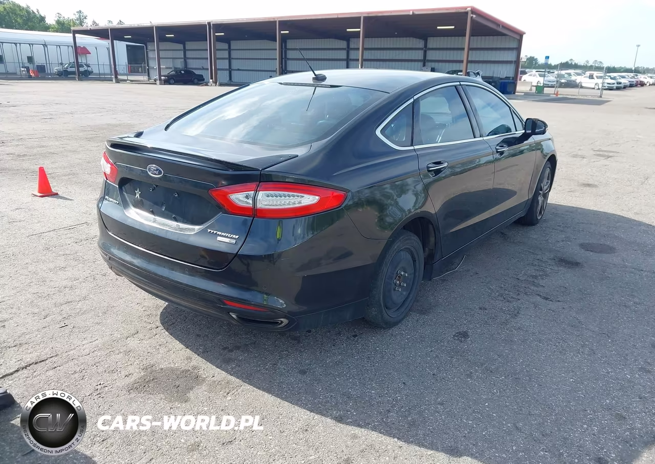 2014 Ford Fusion Titanium VIN:3FA6P0D91ER151439 - 4