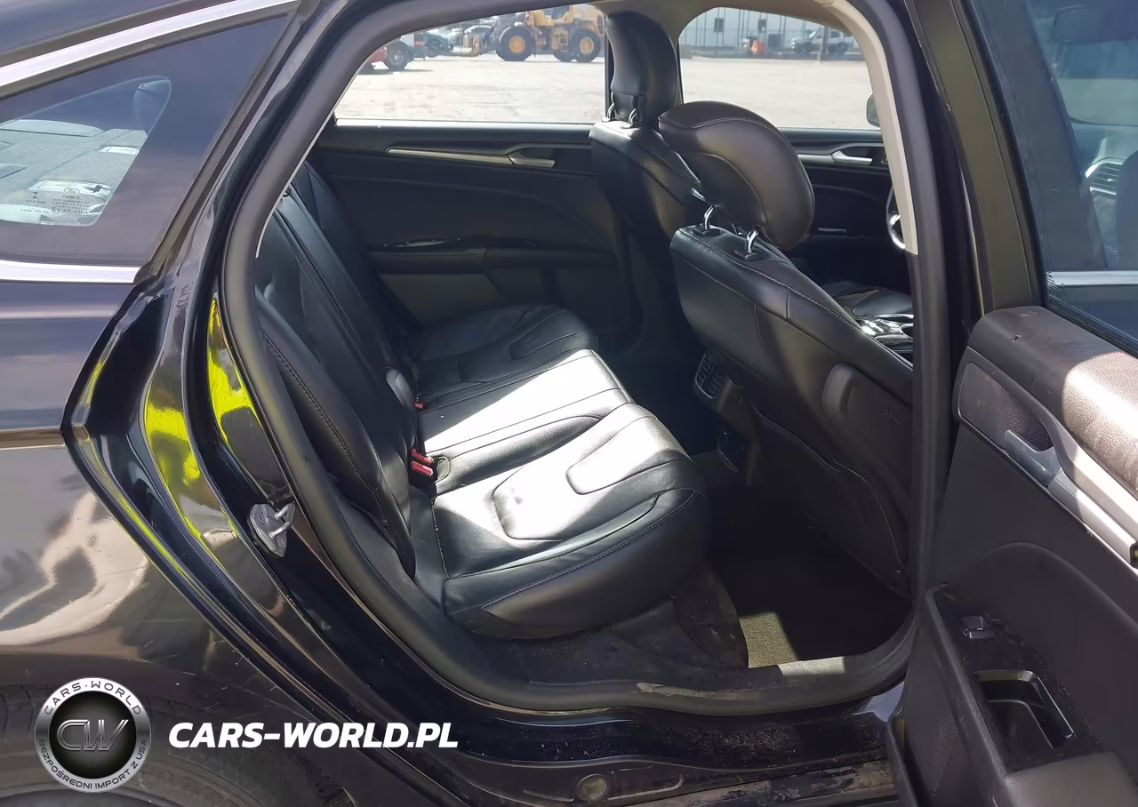 2014 Ford Fusion Titanium VIN:3FA6P0D91ER151439 - 8