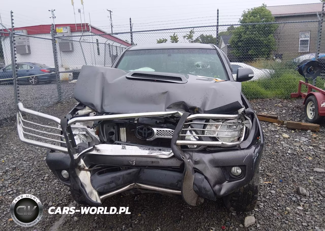 2014 Toyota Tacoma Base V6 VIN:5TFUU4EN2EX085696 - 13