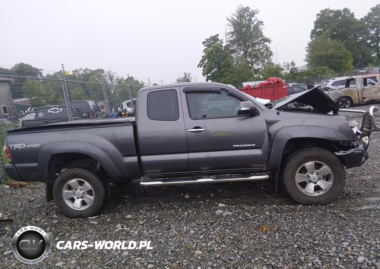 2014 Toyota Tacoma Base V6 VIN:5TFUU4EN2EX085696 - 14