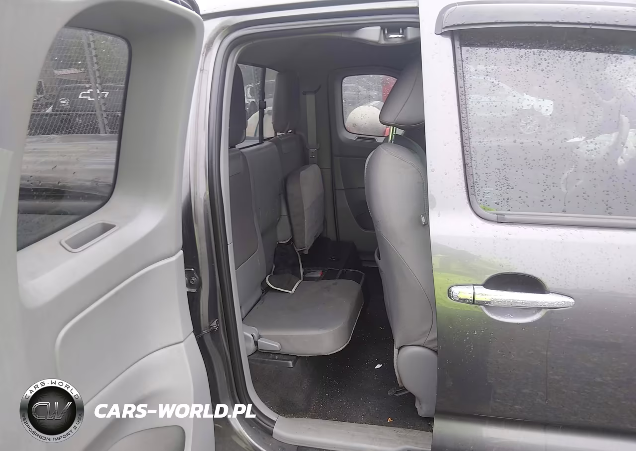2014 Toyota Tacoma Base V6 VIN:5TFUU4EN2EX085696 - 8