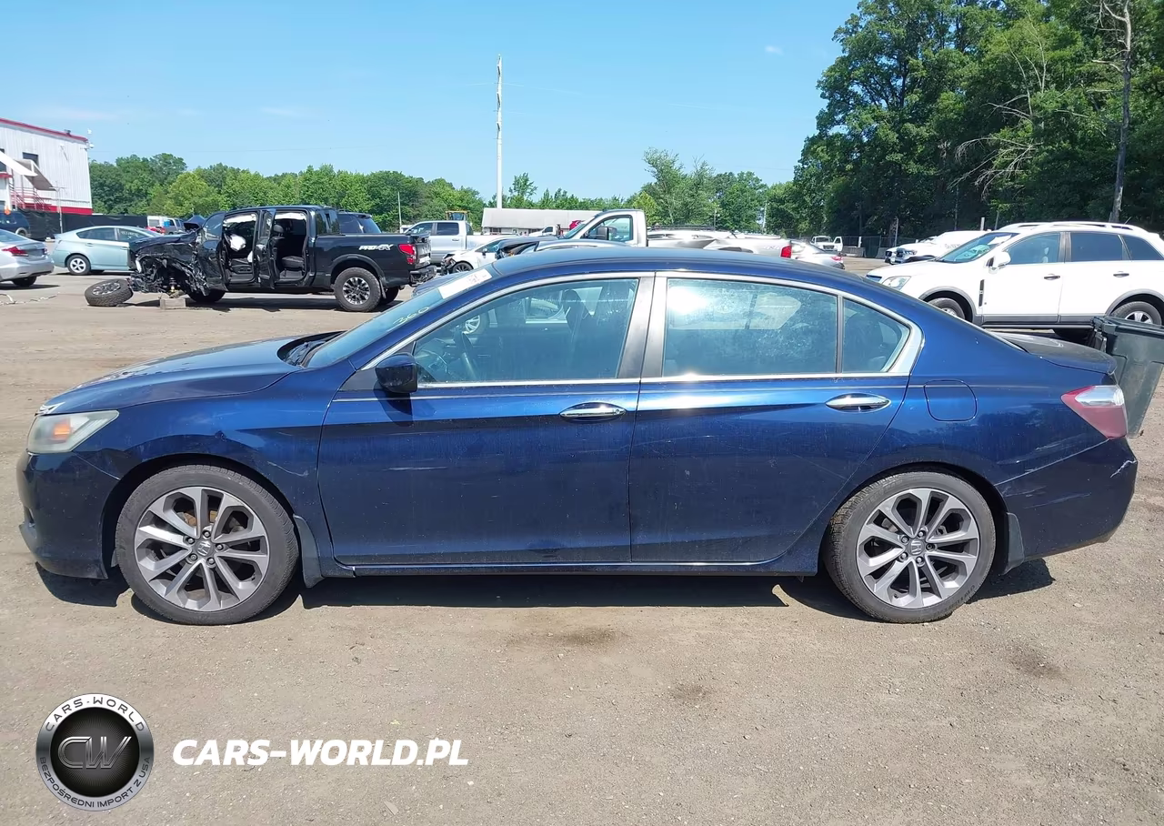 2014 Honda Accord Sport VIN:1HGCR2F59EA172807 - 14