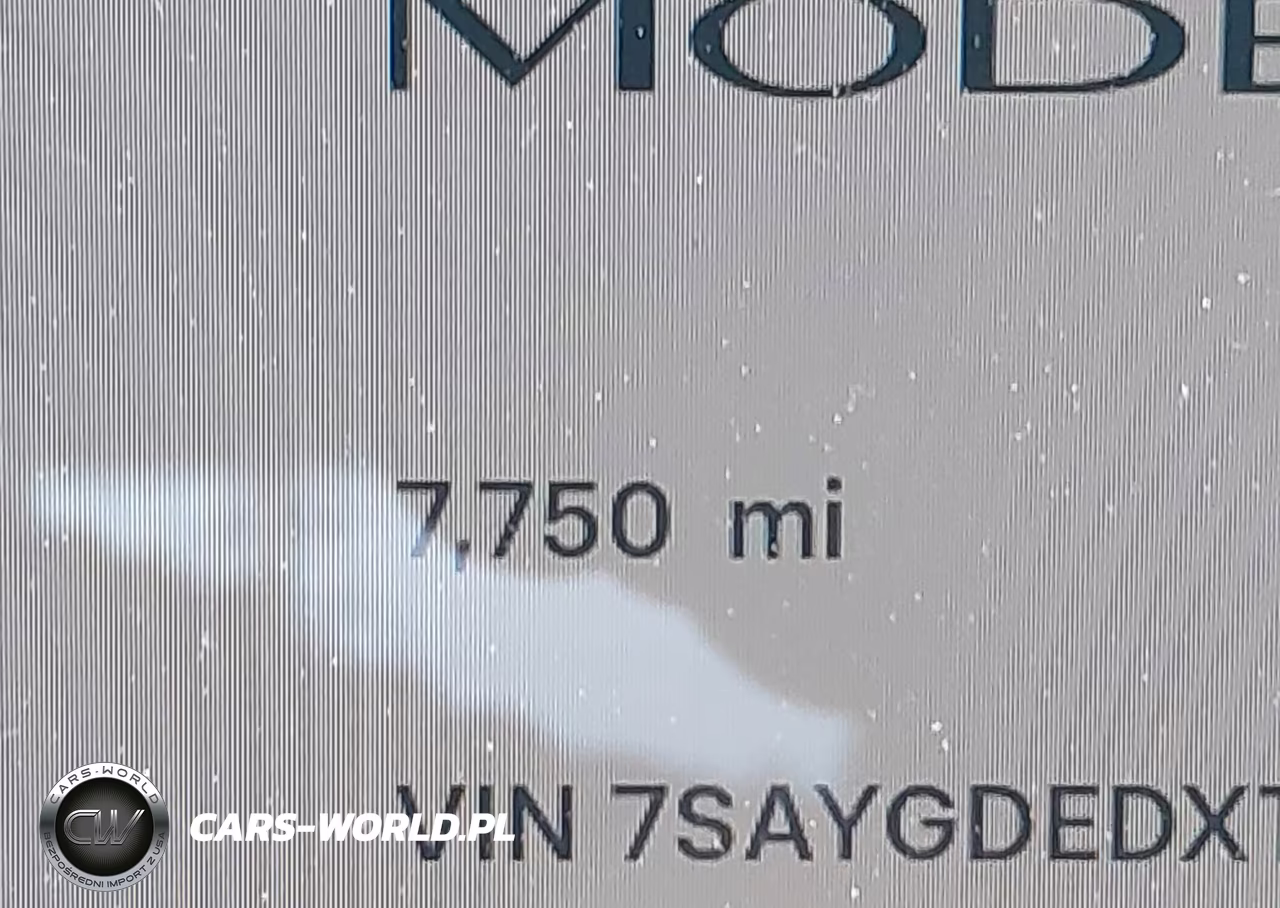 2026 Tesla Model Y VIN:7SAYGDEDXTA590330 - 14