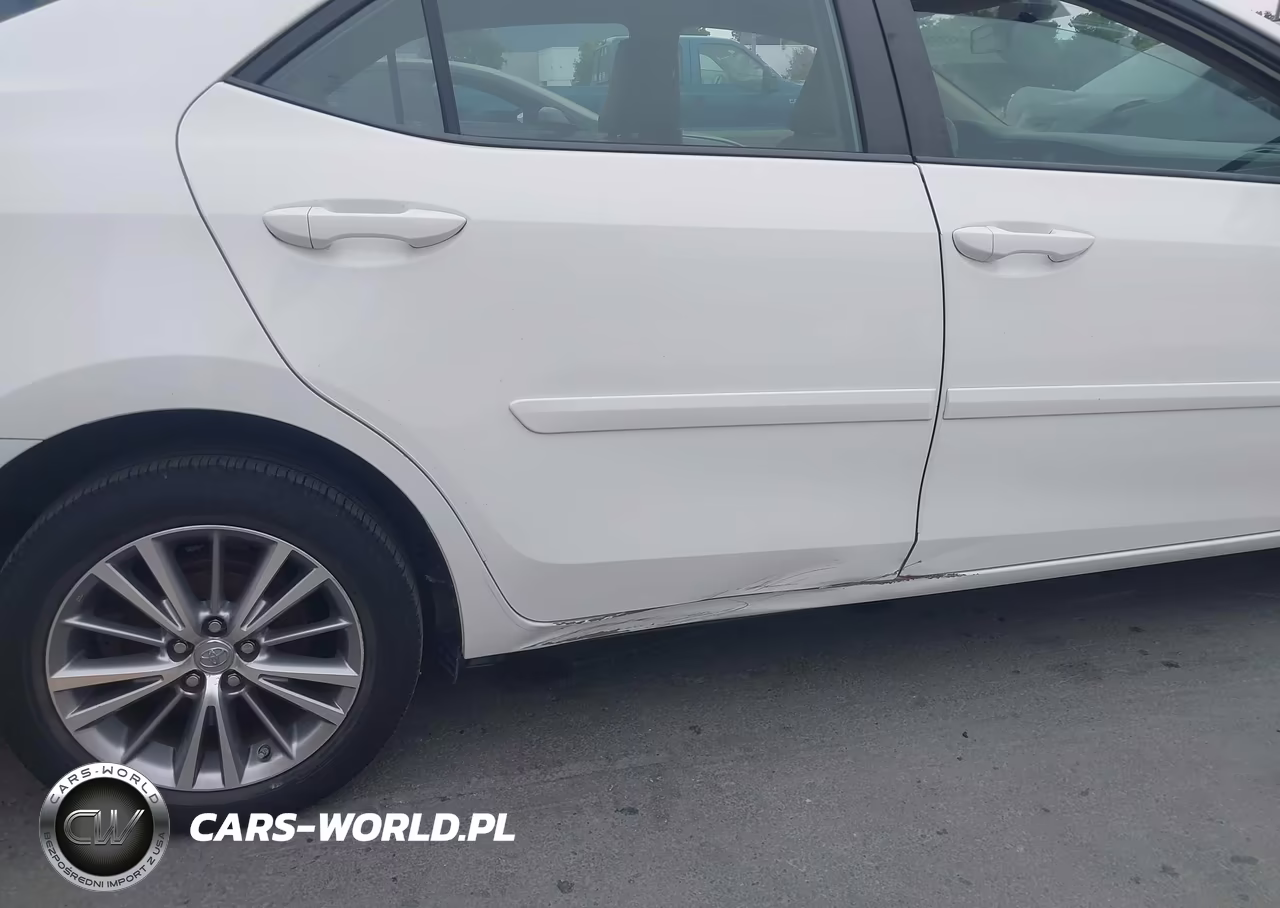 2015 Toyota Corolla Le Plus VIN:5YFBURHE7FP257785 - 6