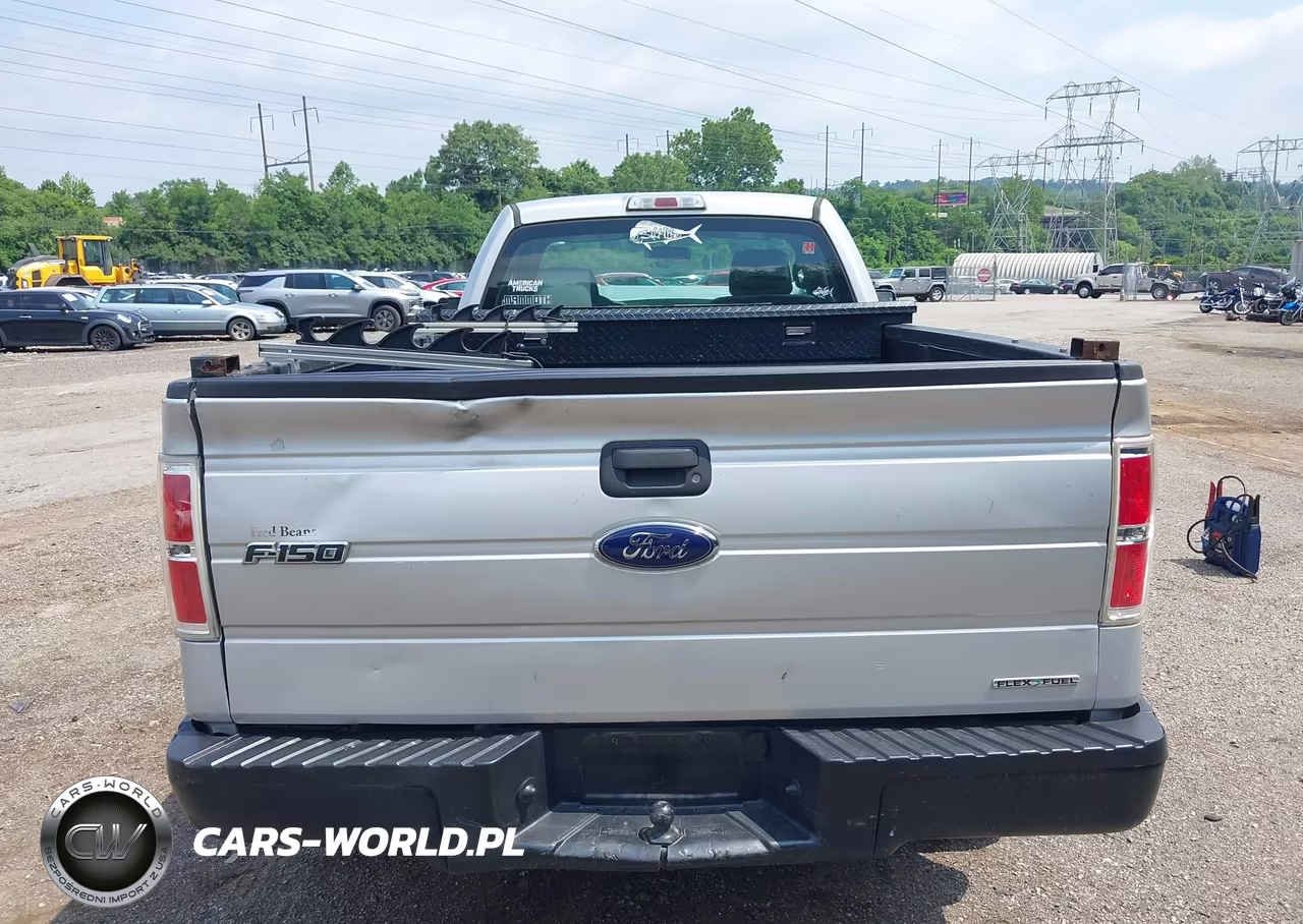 2014 Ford F-150 Xl VIN:1FTMF1CM2EKG18551 - 16