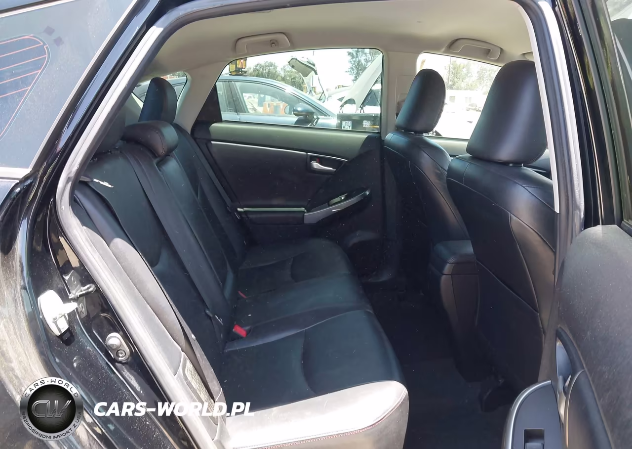 2013 Toyota Prius Three Se VIN:JTDKN3DU3D5570334 - 8