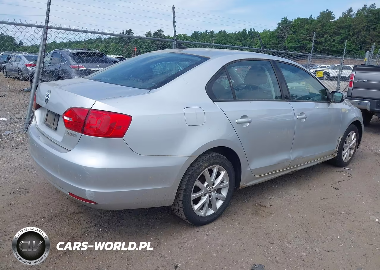 2011 Volkswagen Jetta 2.5L Se VIN:3VWDZ7AJ0BM363645 - 4