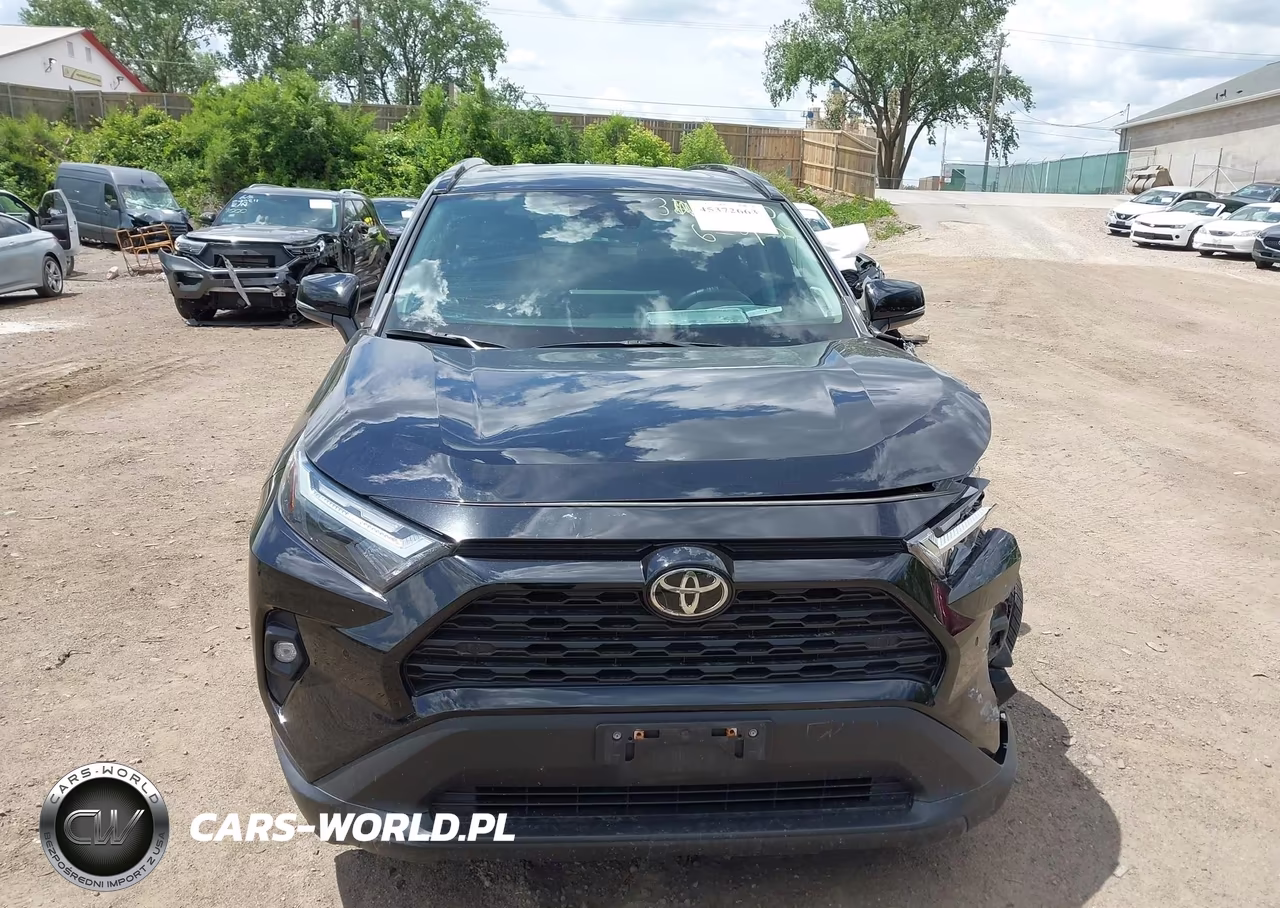 2023 Toyota Rav4 Xle Premium VIN:2T3A1RFV3PC361352 - 12