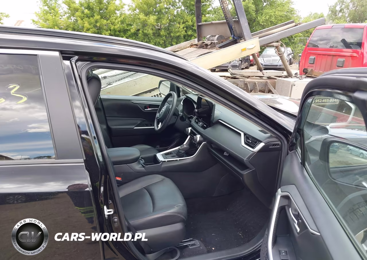 2023 Toyota Rav4 Xle Premium VIN:2T3A1RFV3PC361352 - 5