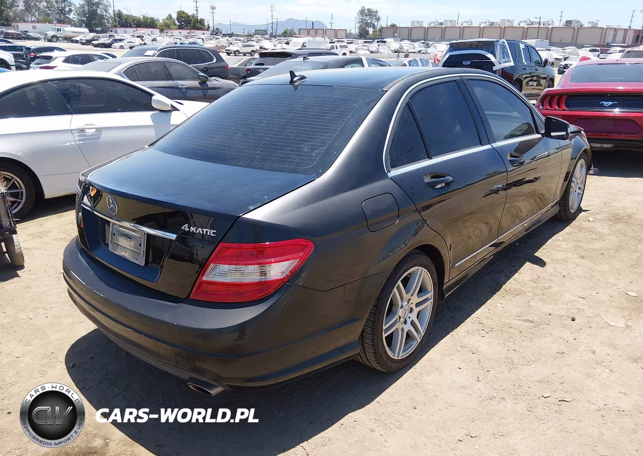 2011 Mercedes-Benz C 300 Sport 4Matic VIN:WDDGF8BB9BR184272 - 4