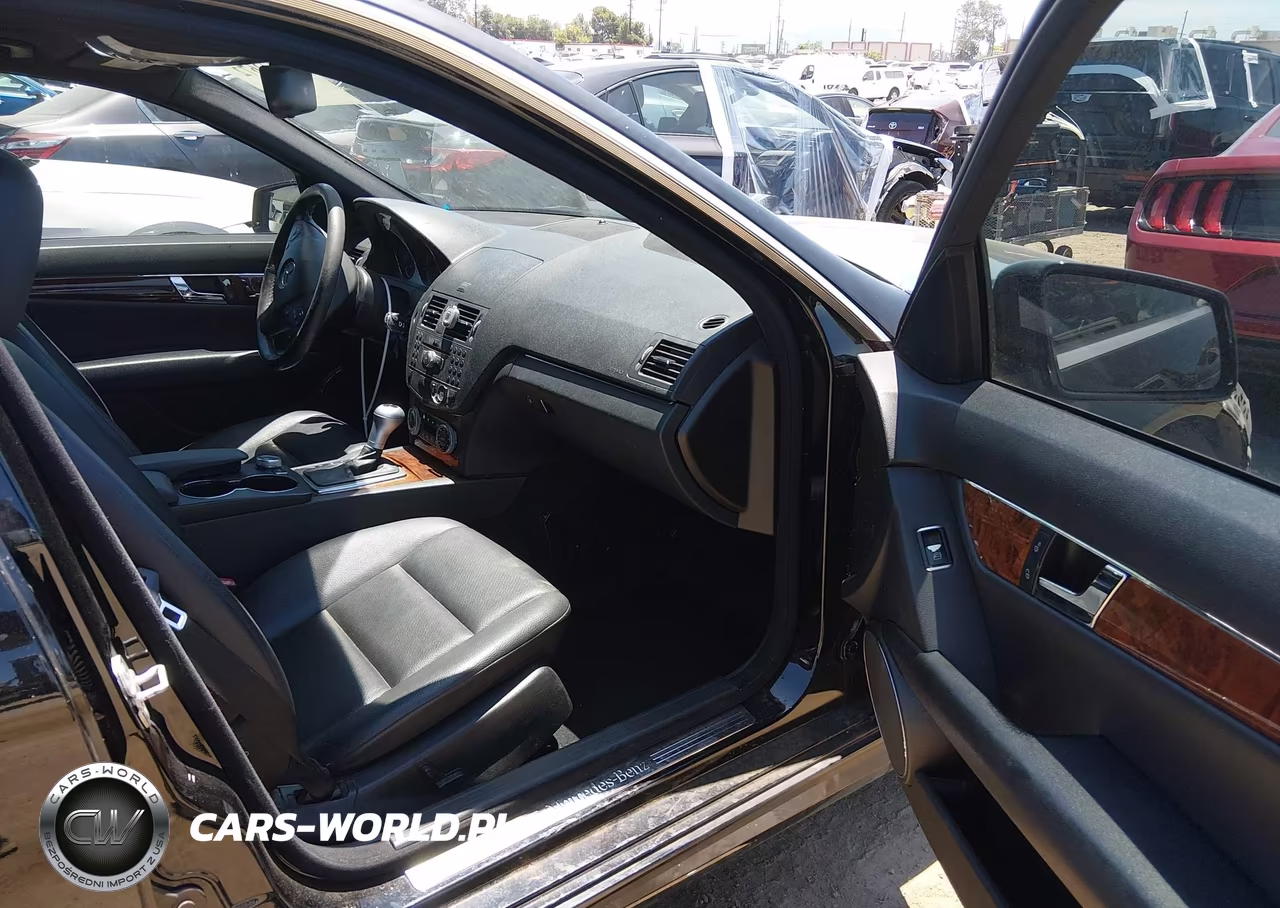 2011 Mercedes-Benz C 300 Sport 4Matic VIN:WDDGF8BB9BR184272 - 5