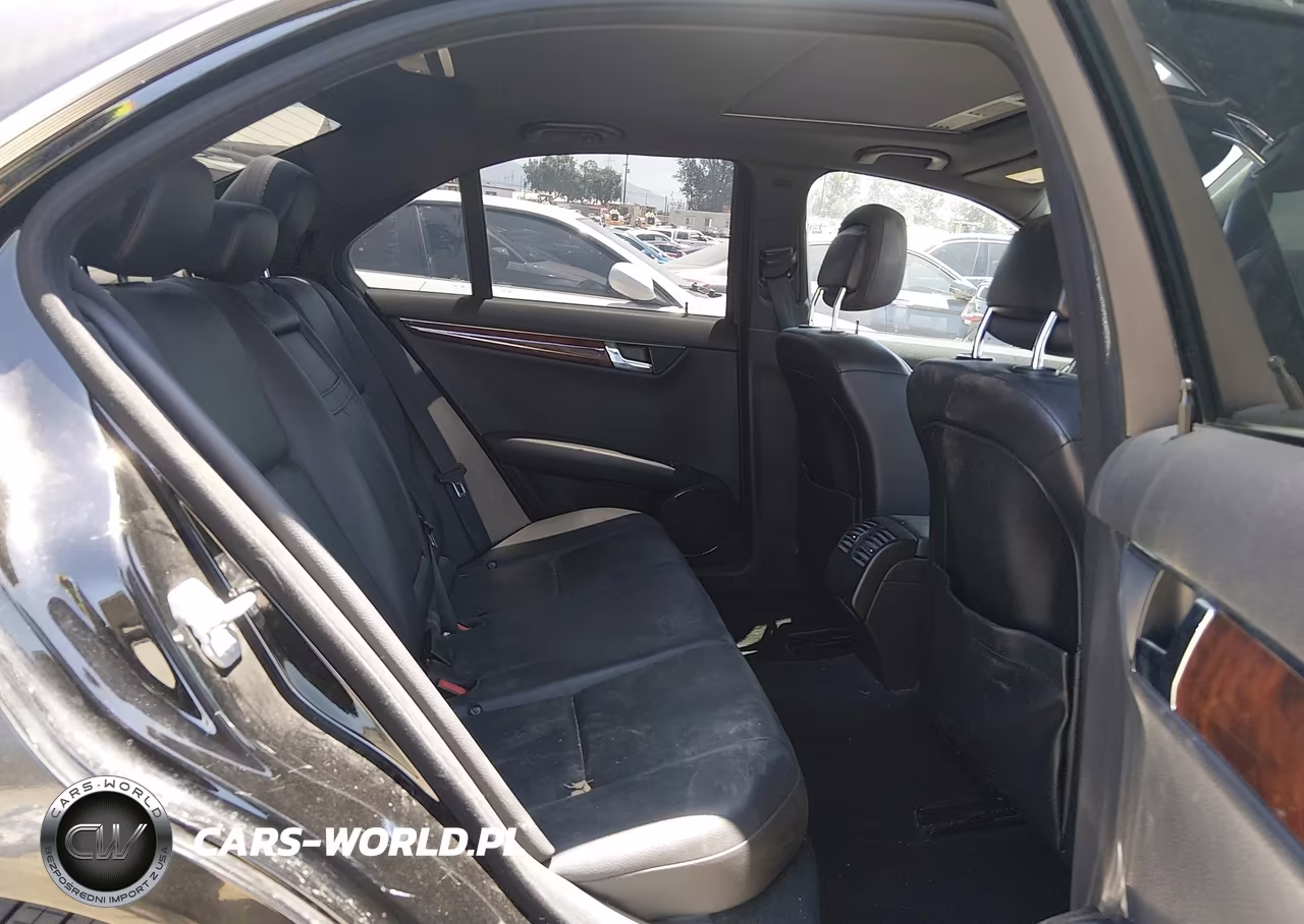 2011 Mercedes-Benz C 300 Sport 4Matic VIN:WDDGF8BB9BR184272 - 8