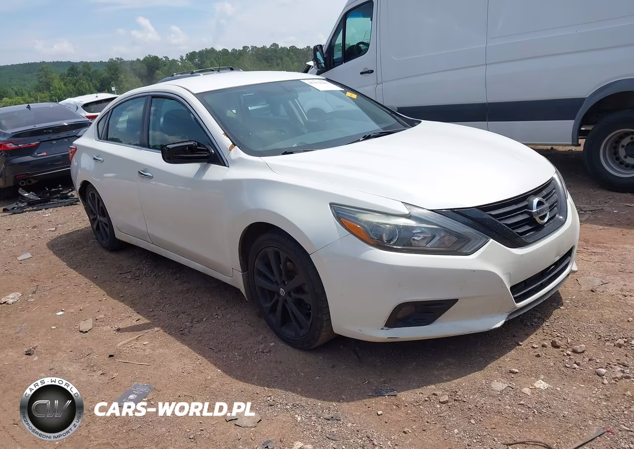 2018 Nissan Altima 2.5 Sr – zdjęcie 1 z 17
