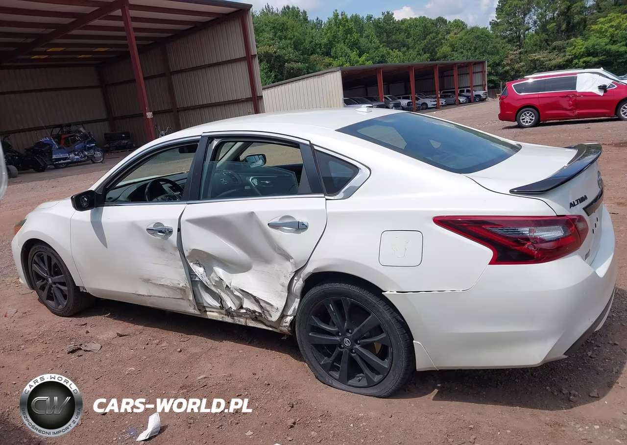 2018 Nissan Altima 2.5 Sr VIN:1N4AL3AP9JC161834 - 15