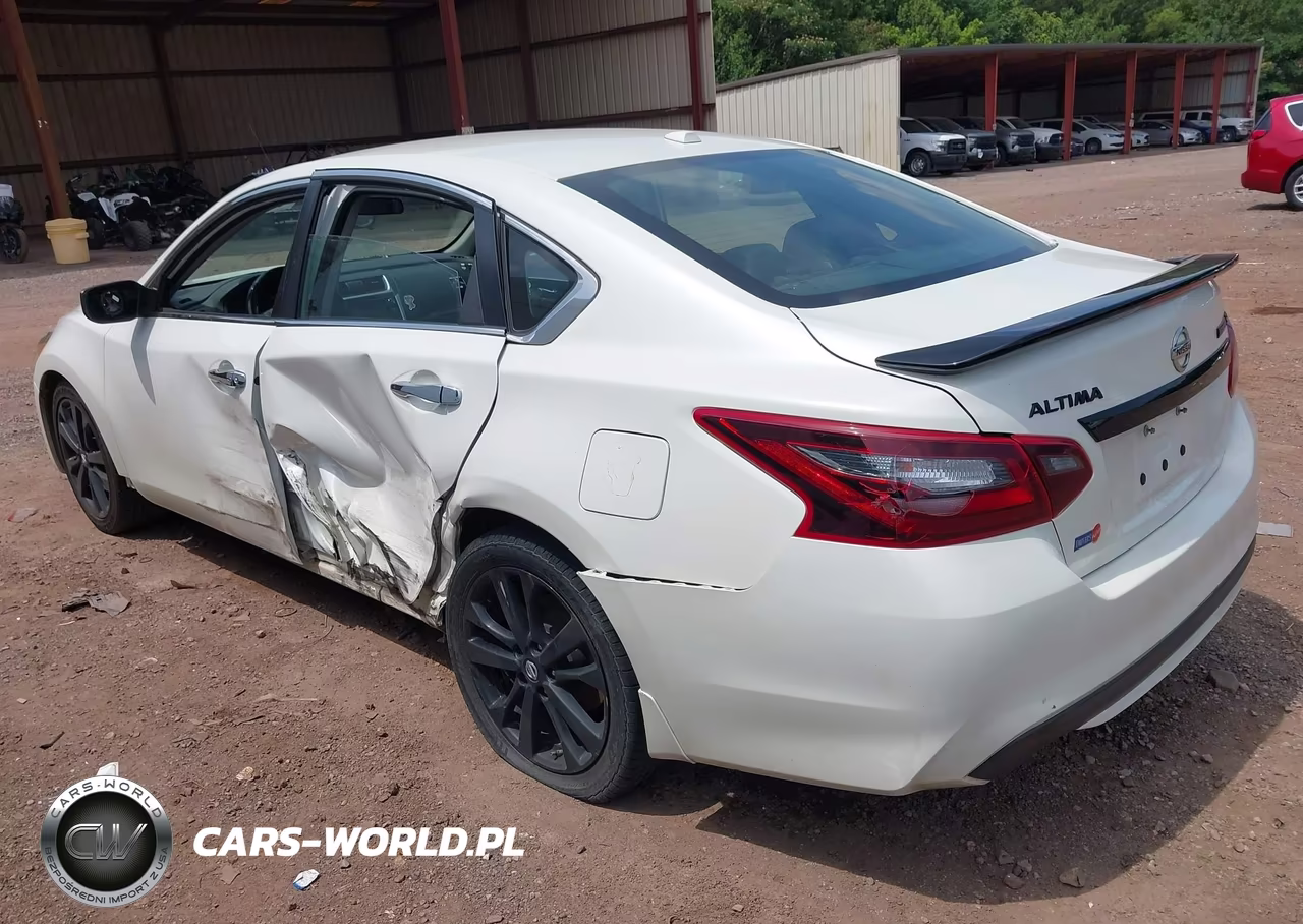 2018 Nissan Altima 2.5 Sr VIN:1N4AL3AP9JC161834 - 3