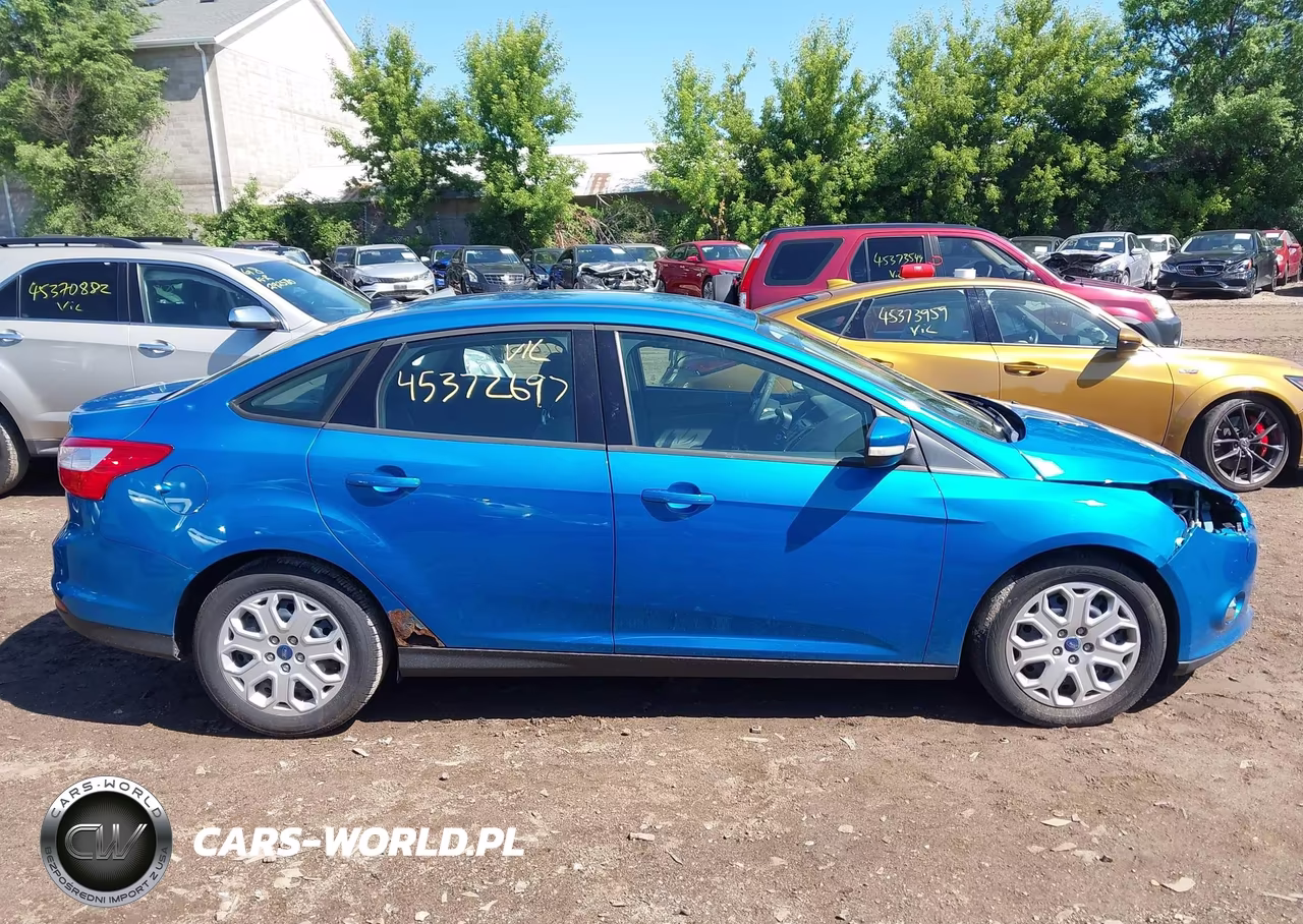 2012 Ford Focus Se VIN:1FAHP3F26CL250795 - 13