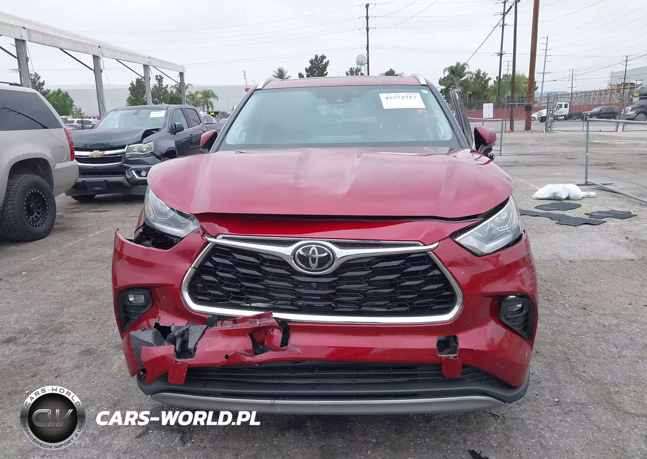 2025 Toyota Highlander Hybrid Platinum VIN:5TDEBRCH4SS653064 - 13