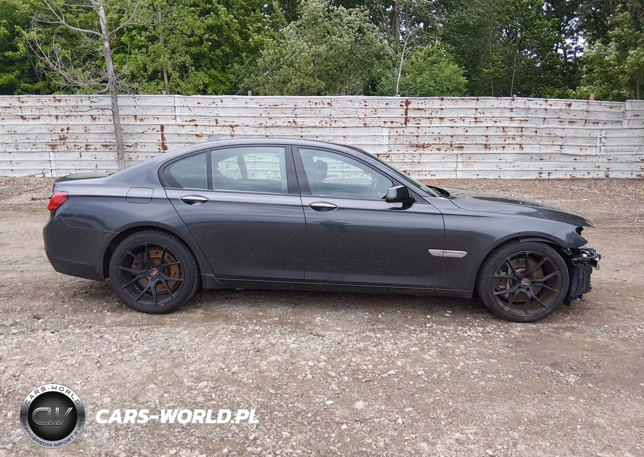 2011 BMW 750I VIN:WBAKA8C57BCY36785 - 14