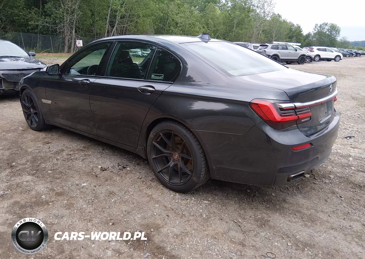 2011 BMW 750I VIN:WBAKA8C57BCY36785 - 3
