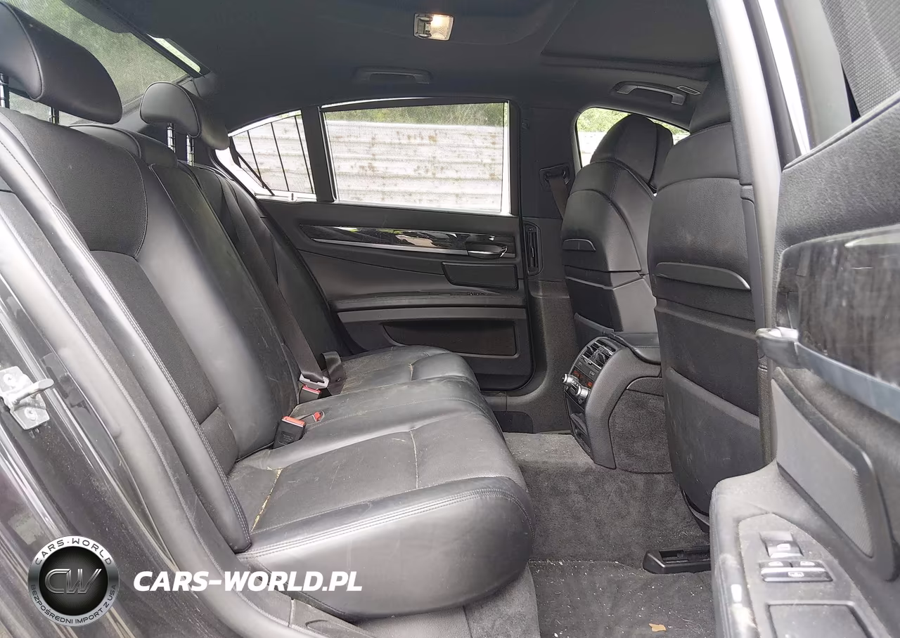 2011 BMW 750I VIN:WBAKA8C57BCY36785 - 8