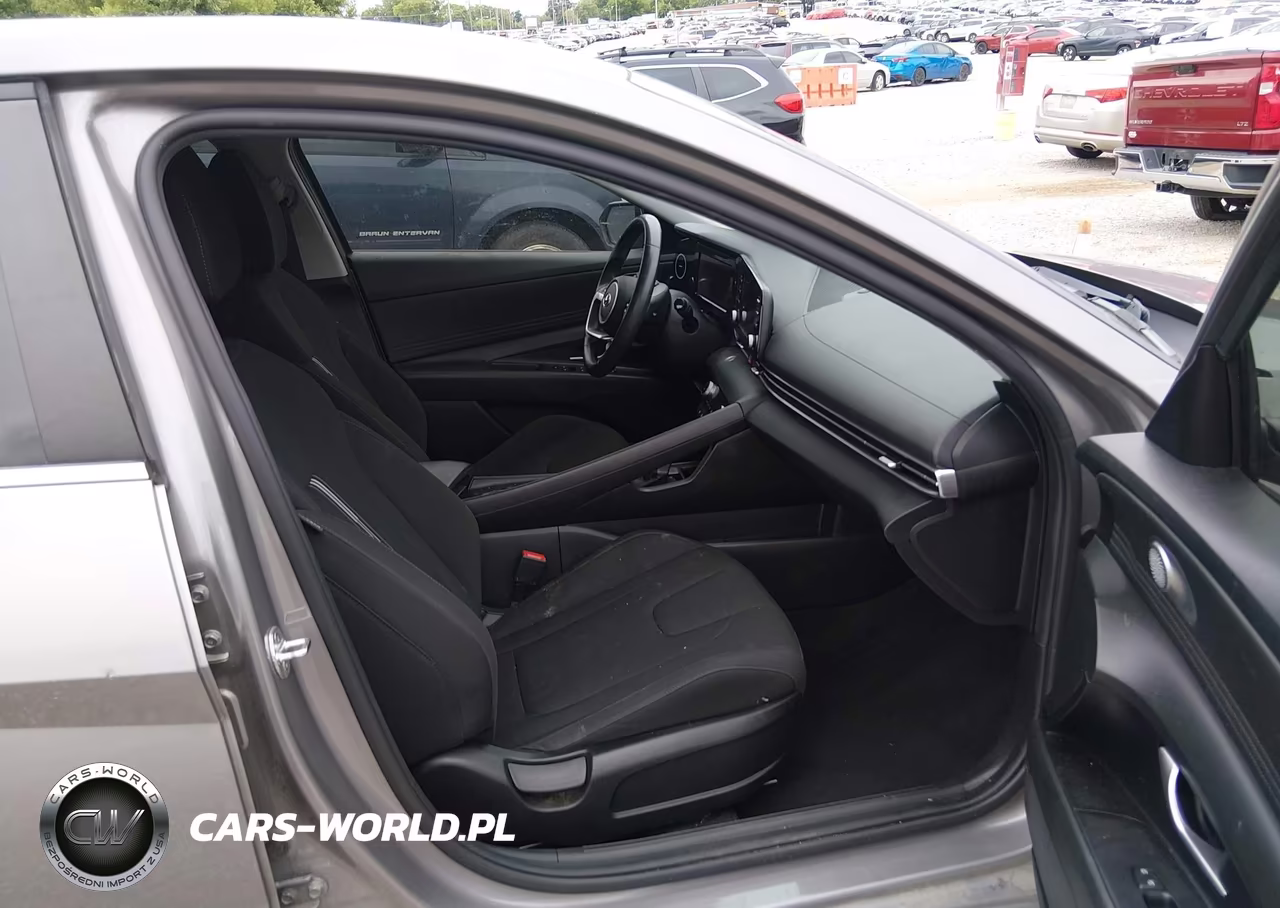 2021 Hyundai Elantra Sel VIN:KMHLN4AG9MU133206 - 5