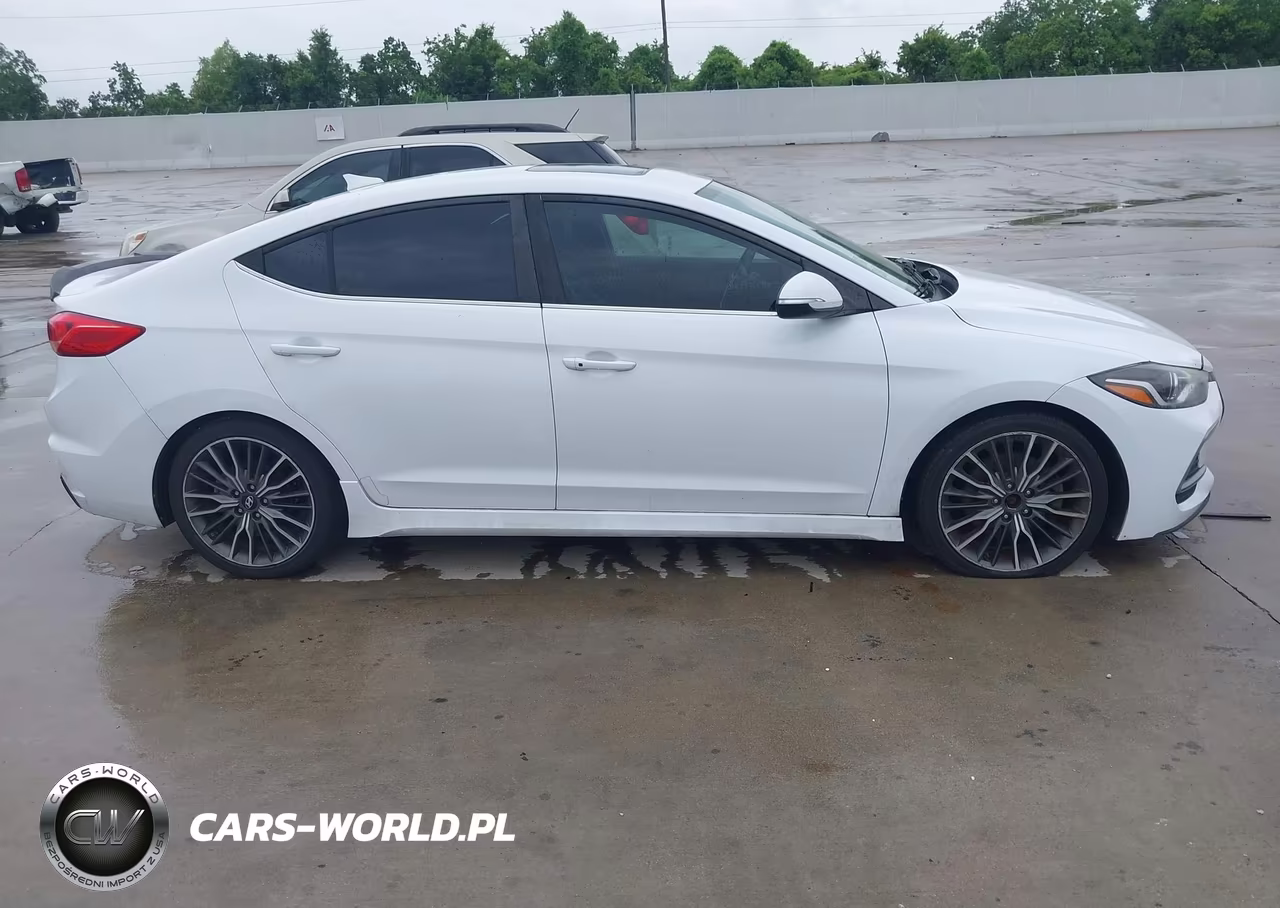 2018 Hyundai Elantra Sport VIN:KMHD04LB2JU573283 - 13