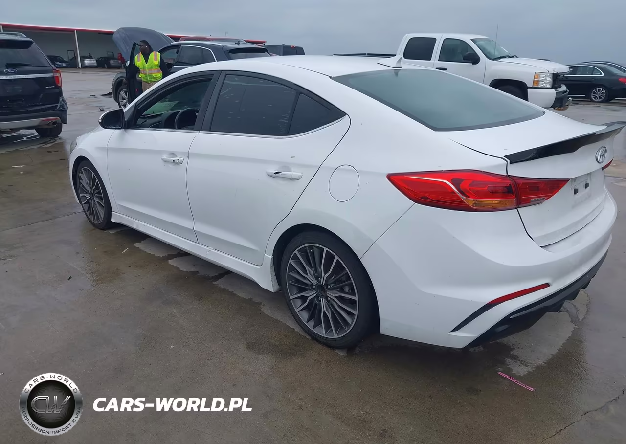 2018 Hyundai Elantra Sport VIN:KMHD04LB2JU573283 - 3