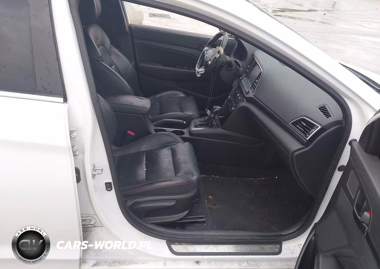 2018 Hyundai Elantra Sport VIN:KMHD04LB2JU573283 - 5