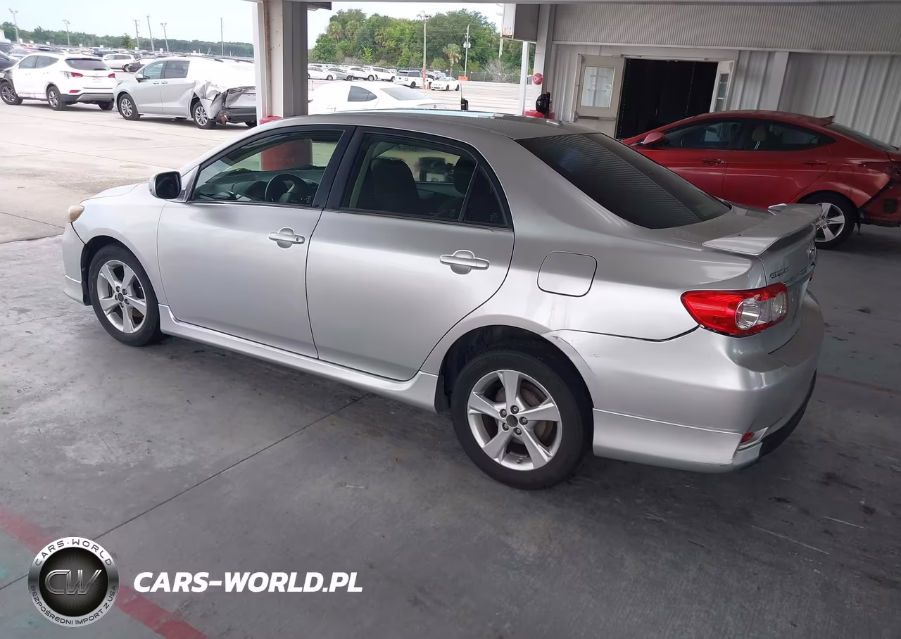 2011 Toyota Corolla S VIN:2T1BU4EE3BC704971 - 3