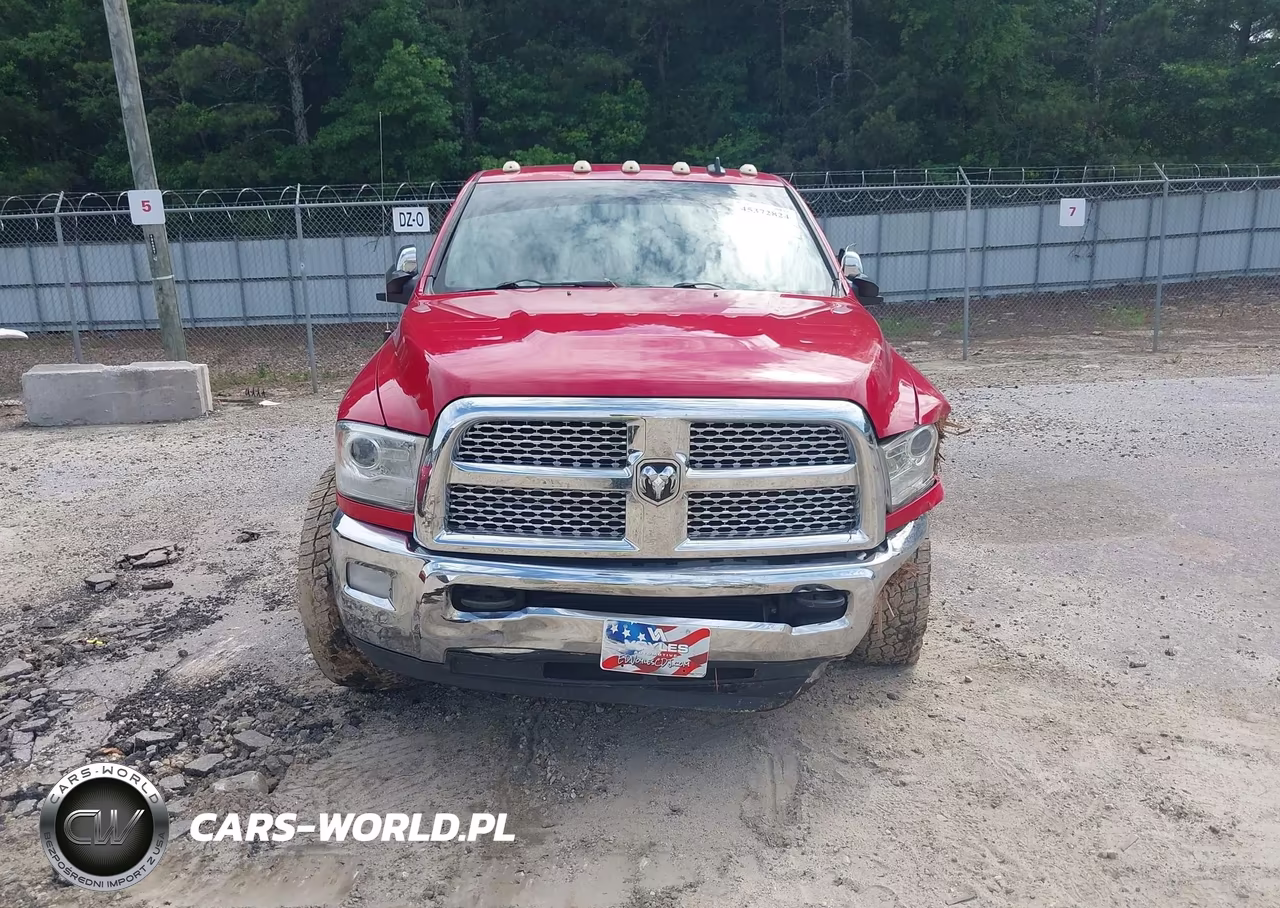 2015 Ram 2500 Laramie VIN:3C6UR5NL3FG603270 - 12