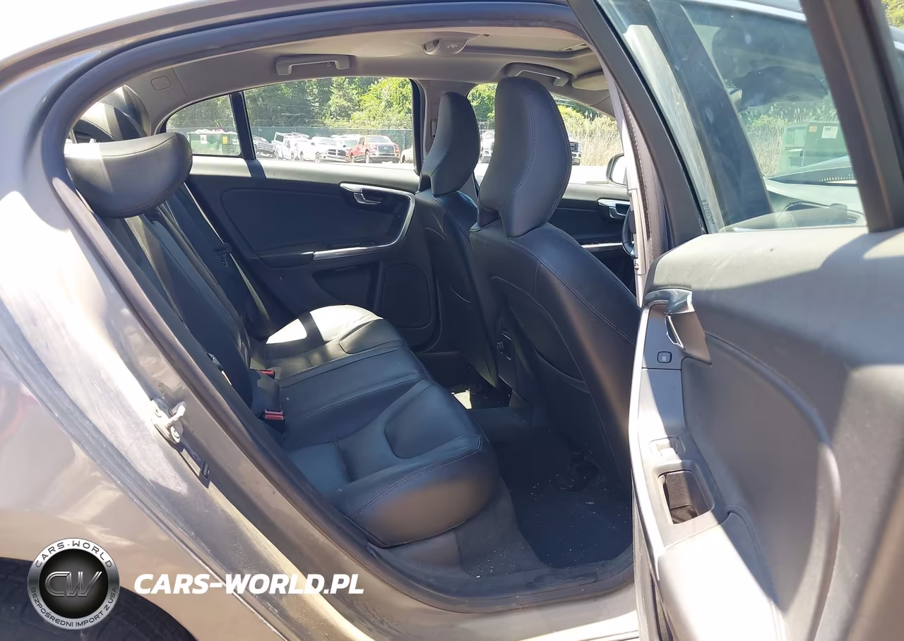 2016 Volvo S60 T5 Drive-E Premier VIN:YV126MFKXG2404245 - 8