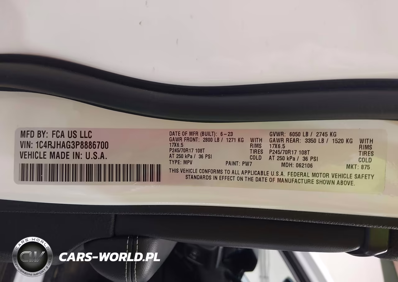 2023 Jeep Grand Cherokee Laredo 4X4 VIN:1C4RJHAG3P8886700 - 9