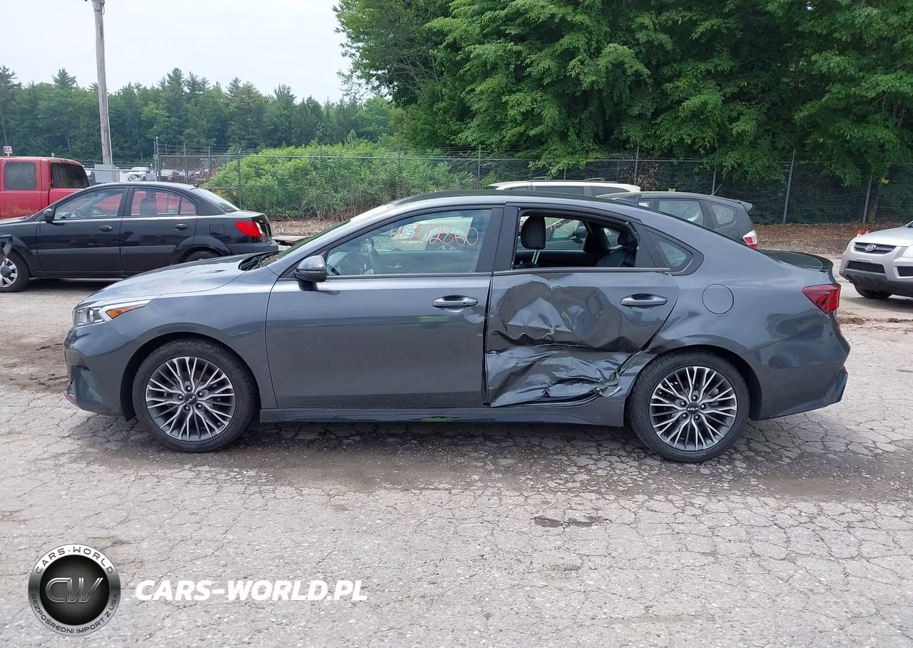 2023 Kia Forte Gt-Line VIN:3KPF54AD9PE672533 - 14