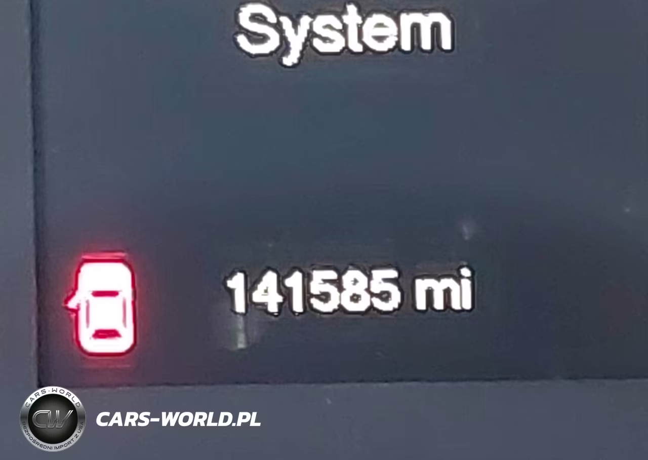 2018 Jeep Cherokee Latitude Fwd VIN:1C4PJLCB1JD580590 - 15