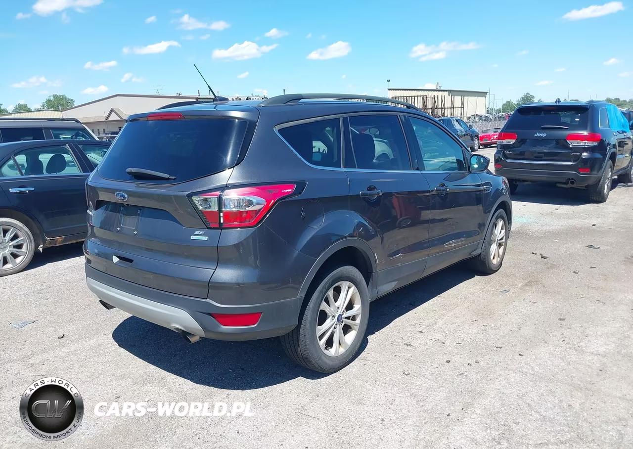 2018 Ford Escape Se VIN:1FMCU0GD5JUD49056 - 4