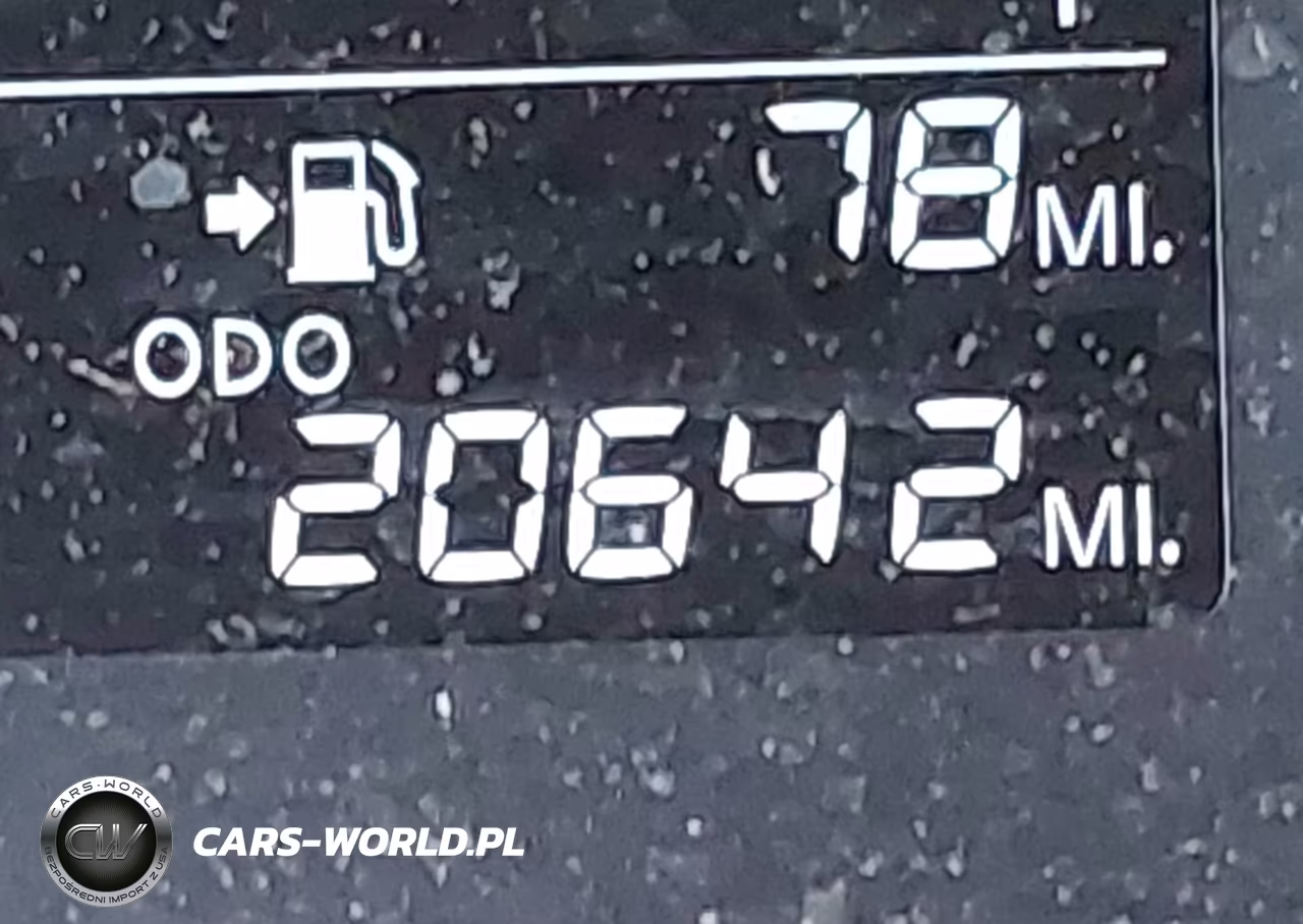 2025 Nissan Versa 1.6 S VIN:3N1CN8DV3SL860129 - 16