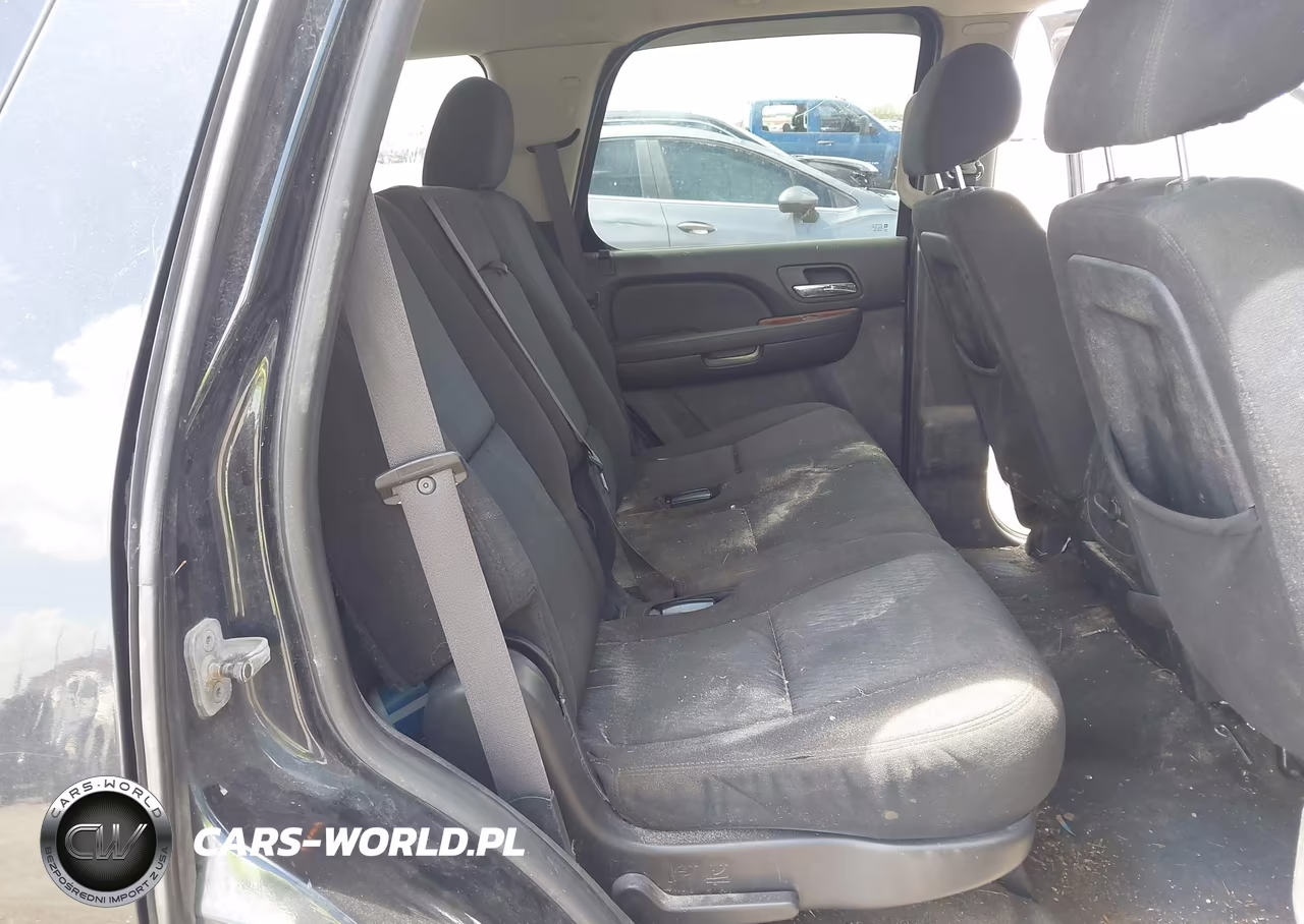 2011 Chevrolet Tahoe Ls VIN:1GNSKAE02BR353069 - 8