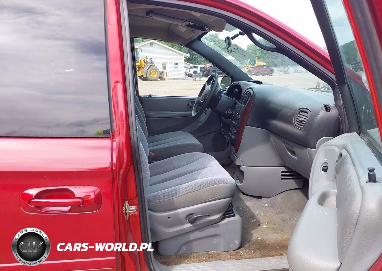 2004 Chrysler Town & Country Lx VIN:2C4GP44R64R548011 - 5