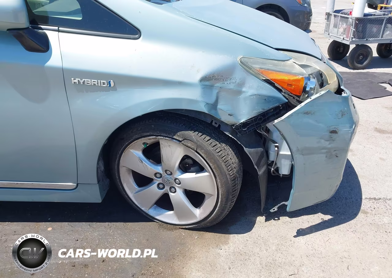 2012 Toyota Prius Five VIN:JTDKN3DU3C1613253 - 13