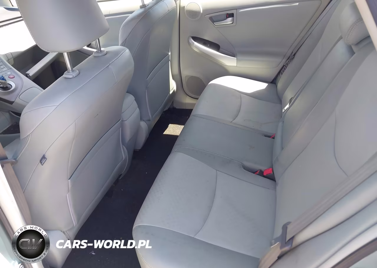 2012 Toyota Prius Five VIN:JTDKN3DU3C1613253 - 8